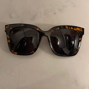 Tortoise Polarized Diff Sunglasses